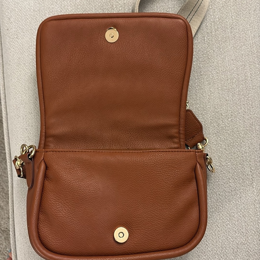 Universal Threads crossbody - Picture 3 of 3